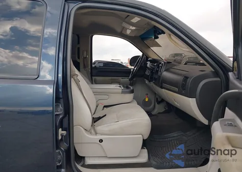 2008 Chevrolet Silverado 1500 Lt1 from USA, damaged, VIN 2GCEC13J581200332